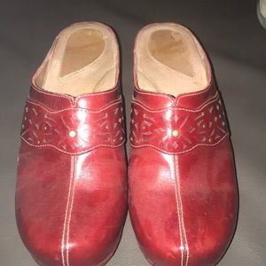 🌹DANSKO Red Clogs🌹